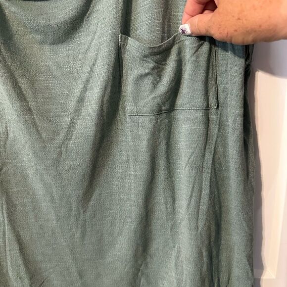 PINEXIS BRAND TOP BLOUSE - Picture 2 of 4